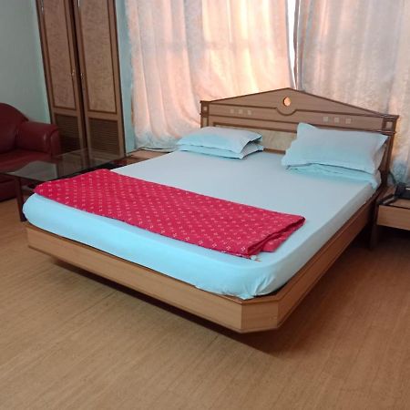 Pooja International Nashik Hotel Luaran gambar