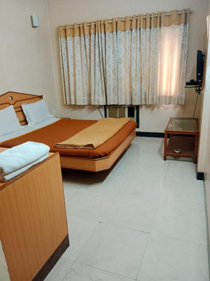 Pooja International Nashik Hotel Luaran gambar