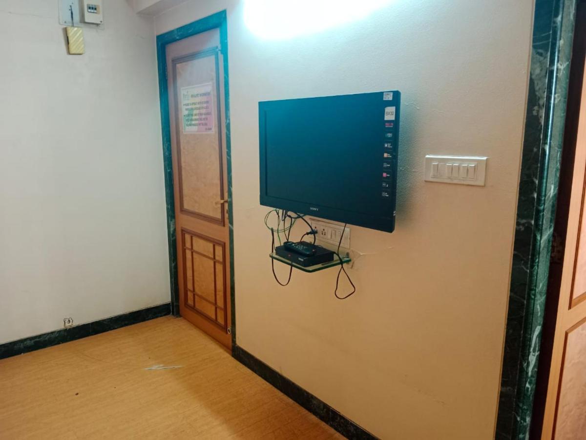 Pooja International Nashik Hotel Luaran gambar